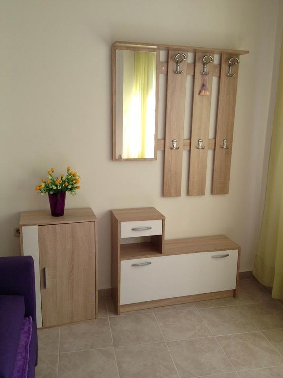 Apartaments Oma & Opa Banjol Екстер'єр фото